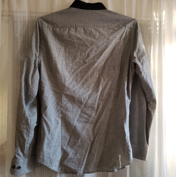 Banana Republic Button-Down Gray & Black Shirt - Picture 3 of 4